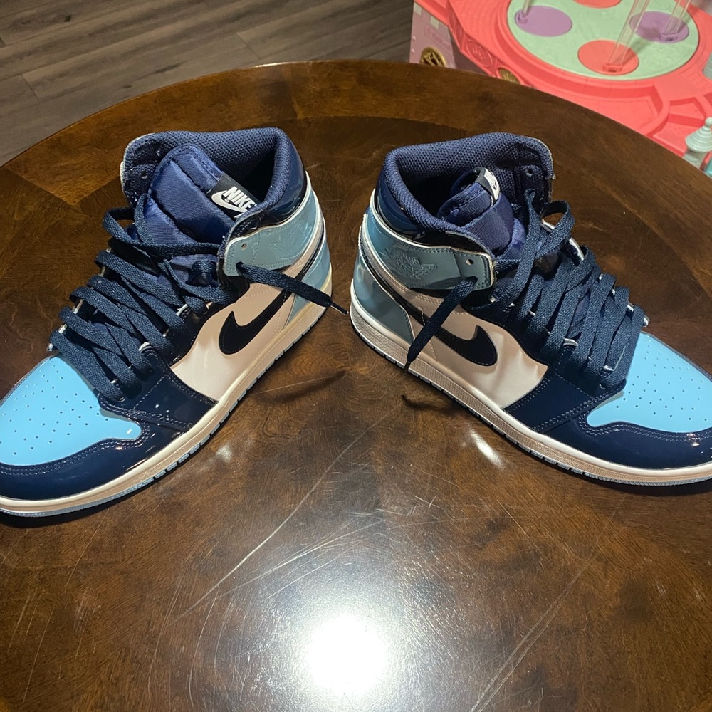 Nike Air Jordan 1 high patent unc blue W9 - Picture 2 of 8